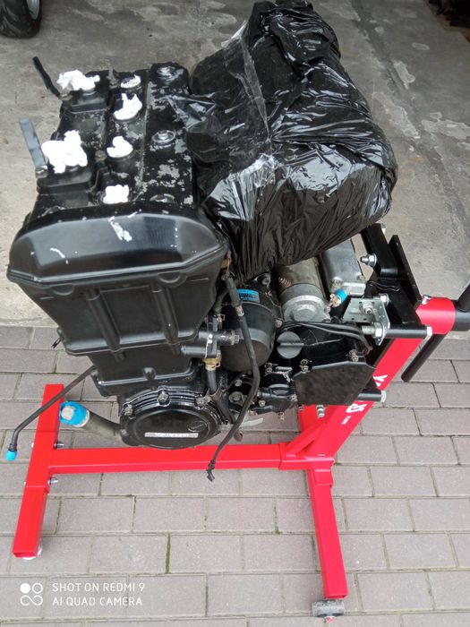 Kawasaki ZZR 1100 rok 1994 na części