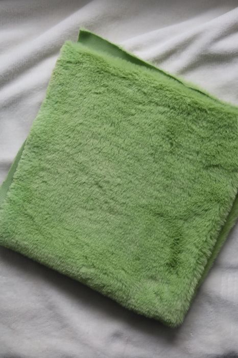 Мʼяка норка, зеленого кольору 50х50см