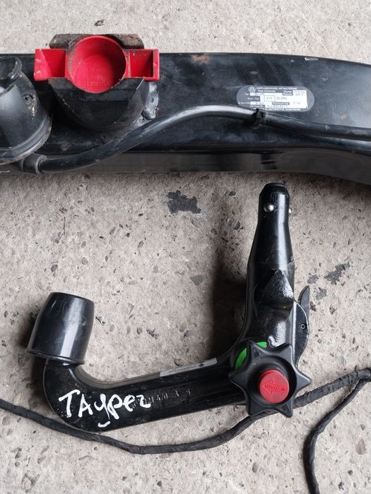 Фаркоп приципне Фольцвашен Туарег 2008р. Ауді  Q7