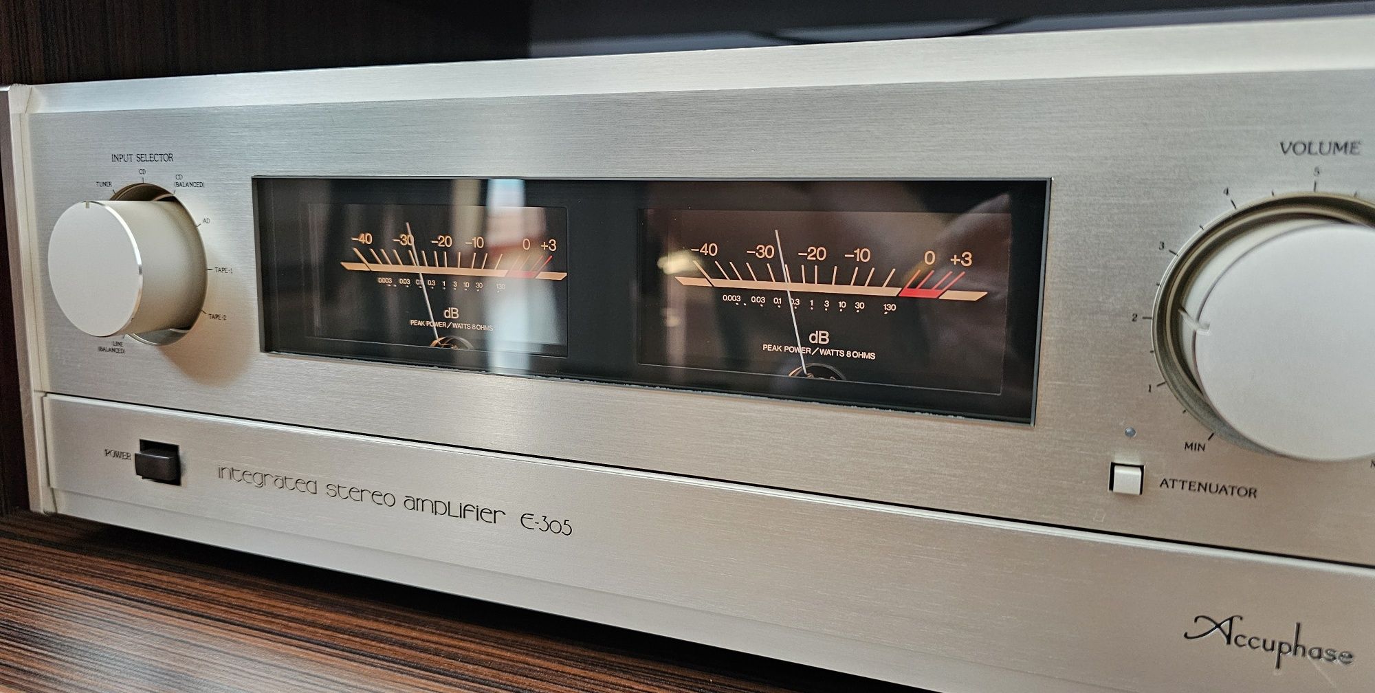 Legenda Accuphase E305 Vintage piękny pedantyczny stan pełen Serwis