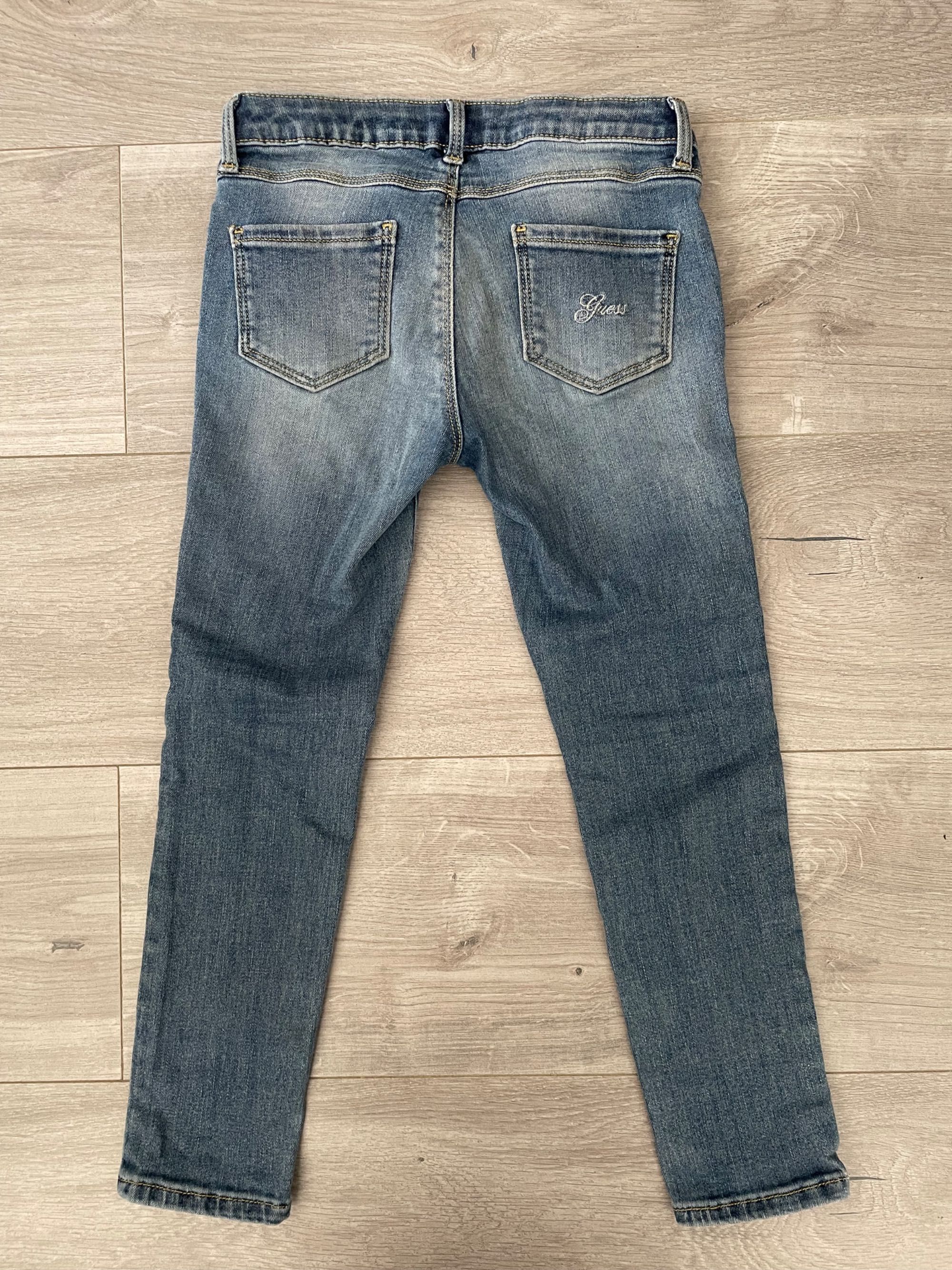 Spodnie dziecięce GUESS jeansy dziewczęce rozmiar 118