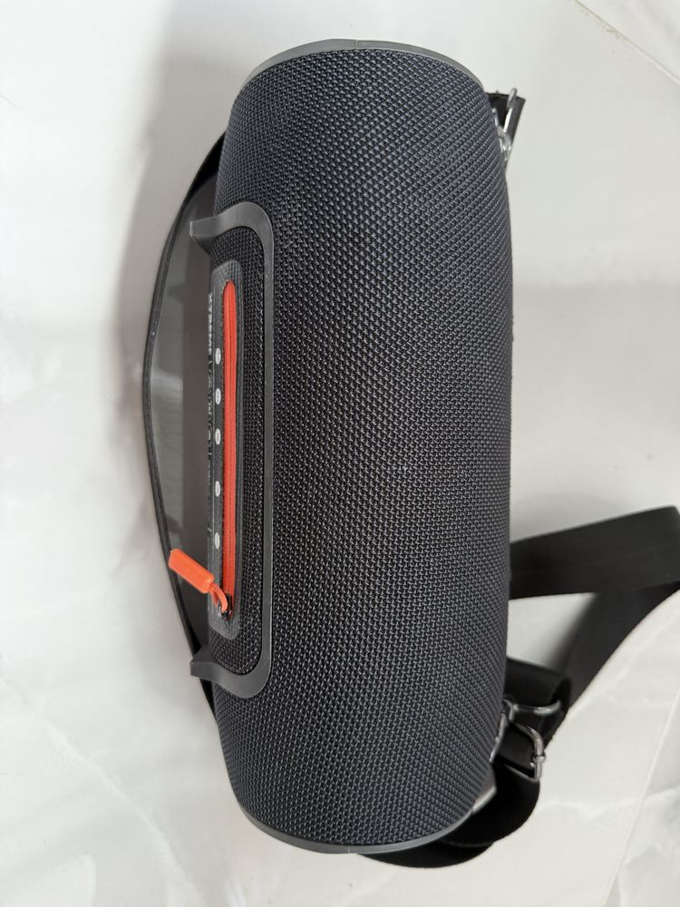 Jbl xtreme super stan