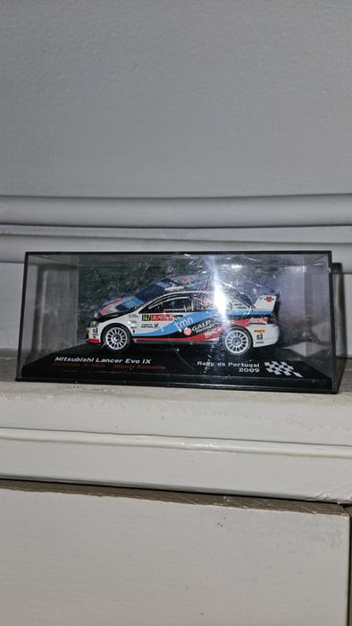 Miniaturas Mitsubishi Evolution PREÇO BLACK FRIDAY