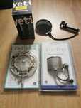 Mikrofon studyjny Blue Yeti + 2x POP + Radius II