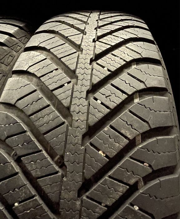 Opony Koźle Goodyear Vector 4Seasons Wielosezon 215/60R17 Adax