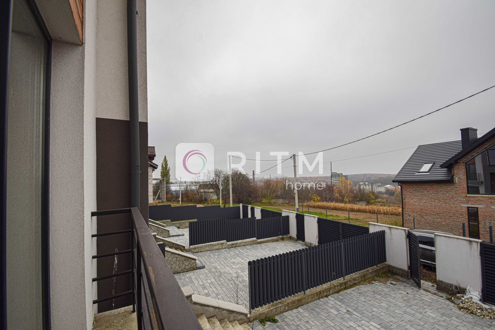 Продаж таунхаусу в престижному районі — Кутківці, вул. Батьківського