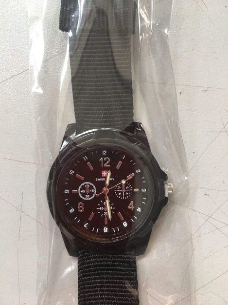 SwissArmy годинник