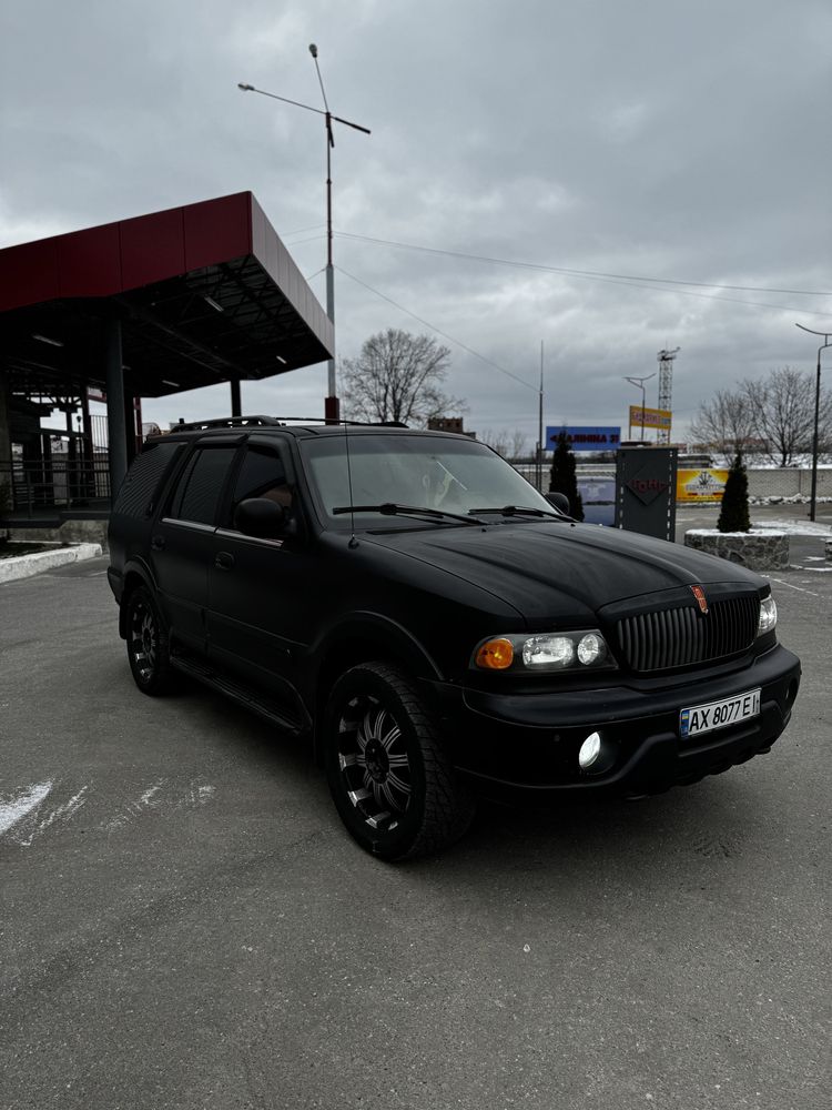 Lincoln Navigator 5.4 v8