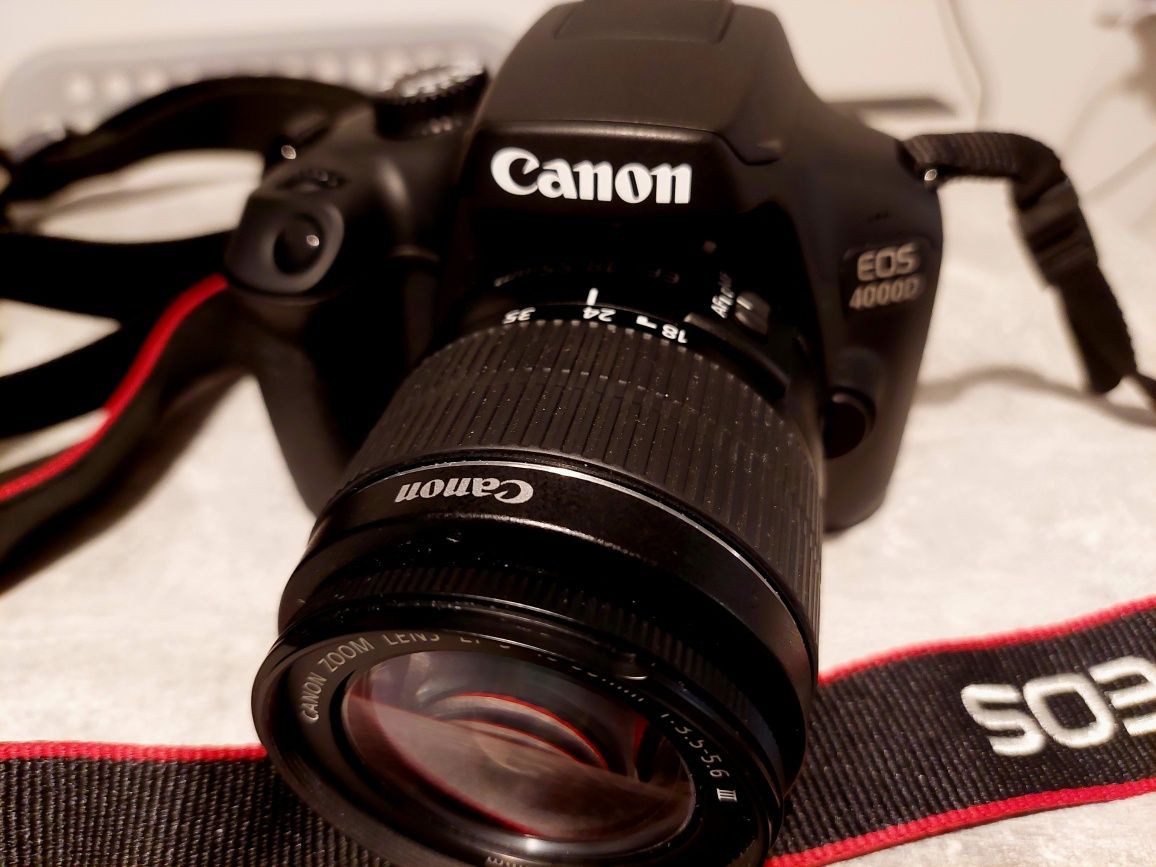 Canon EOS 4000D czarny + 18-55mm. Zestaw. Super stan.