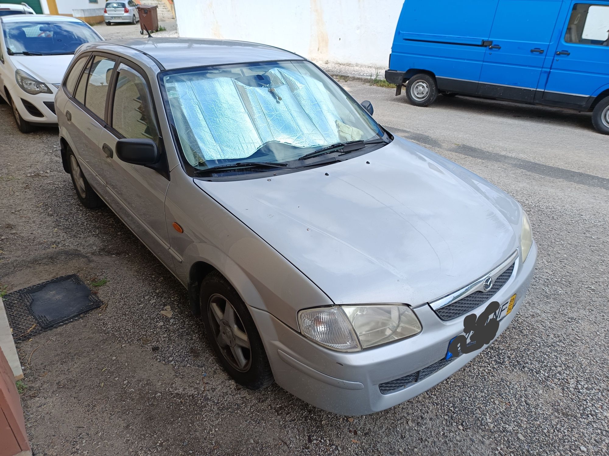 Vendo Mazda 323f a gasolina