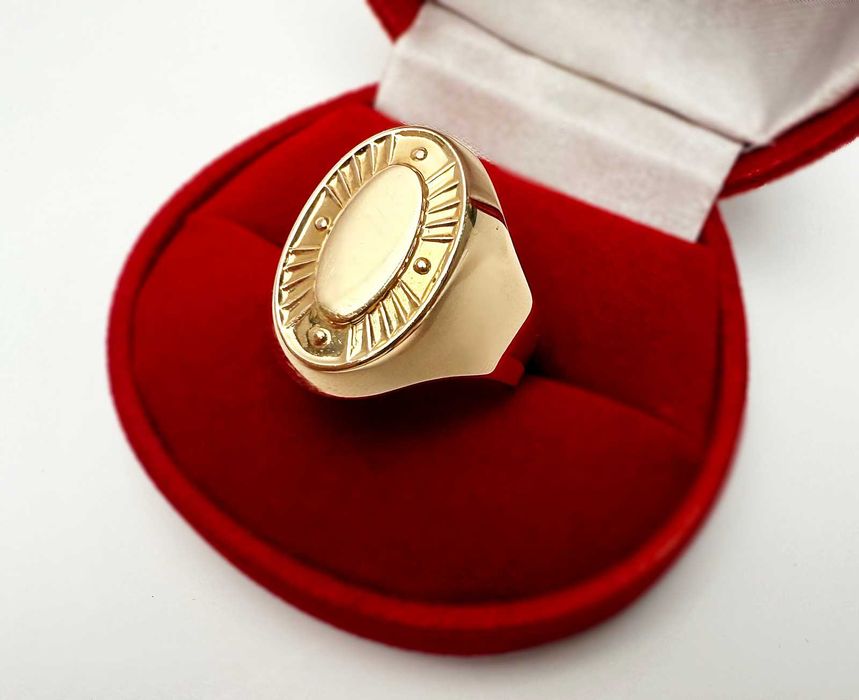 Okazały Złoty Sygnet pr. 583 6.94g r.19