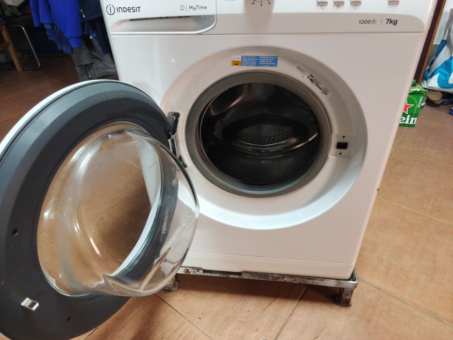 Máquina Lavar Roupa Indesit para peças/reparação