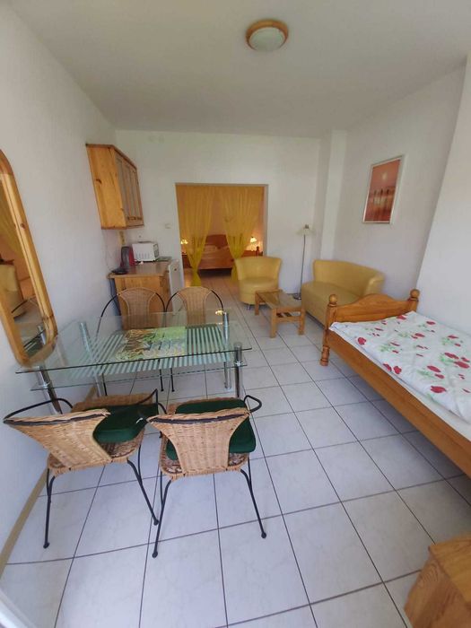 Pokoje jednoosobowe z łazienkami  , apartament 30 m2