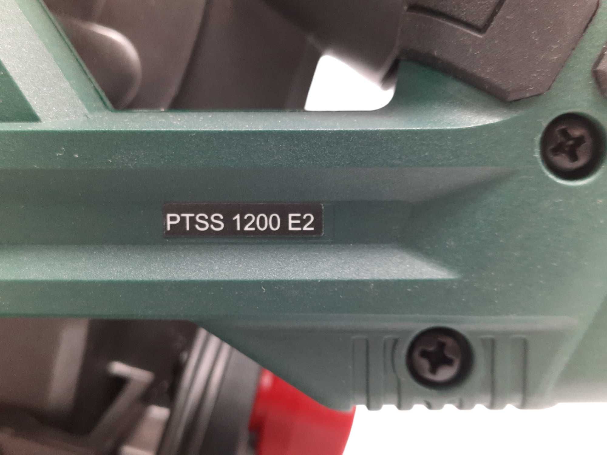 Пила занурювальна з напрямною 1200W