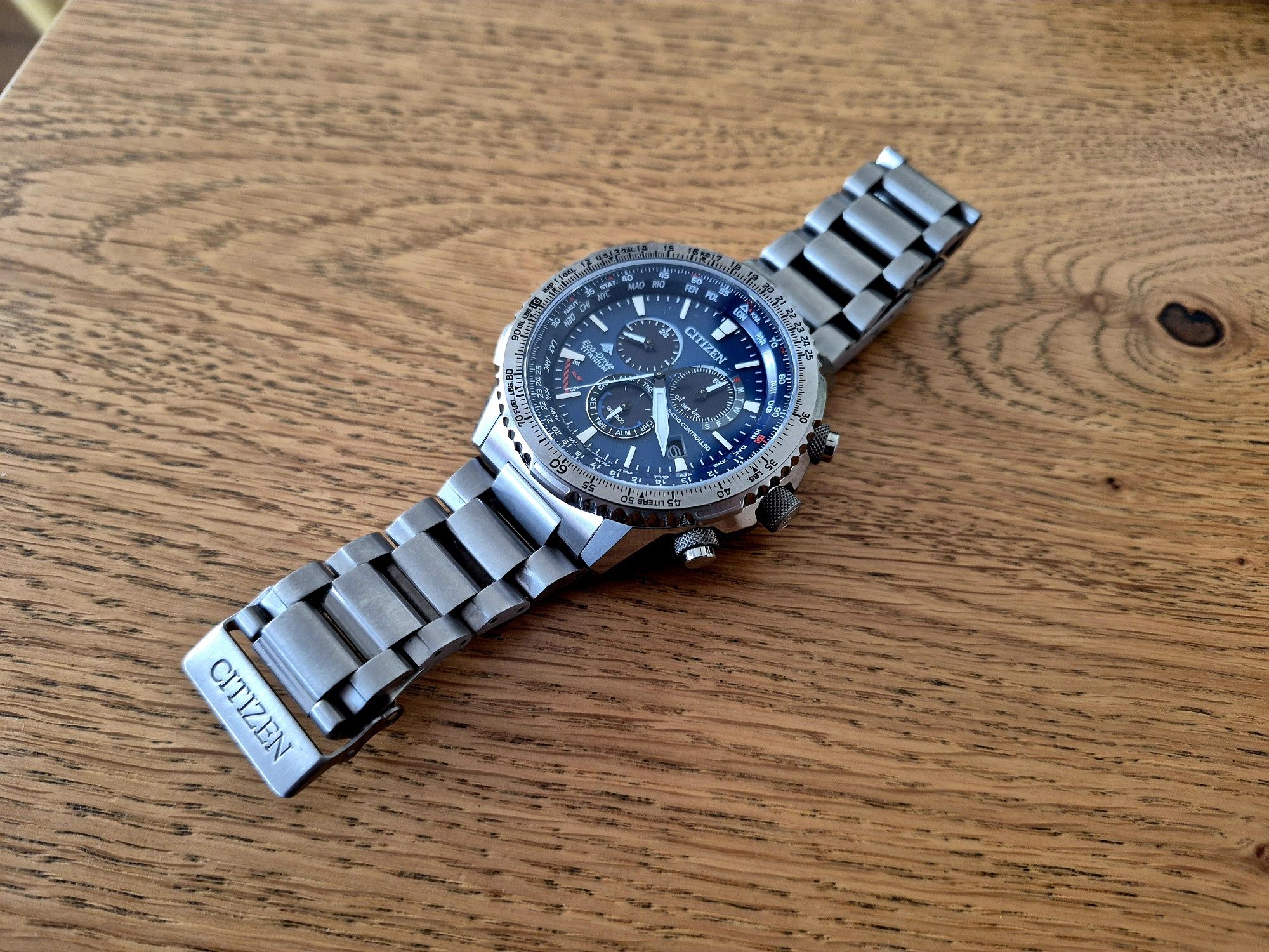 Citizen CB5010-81L