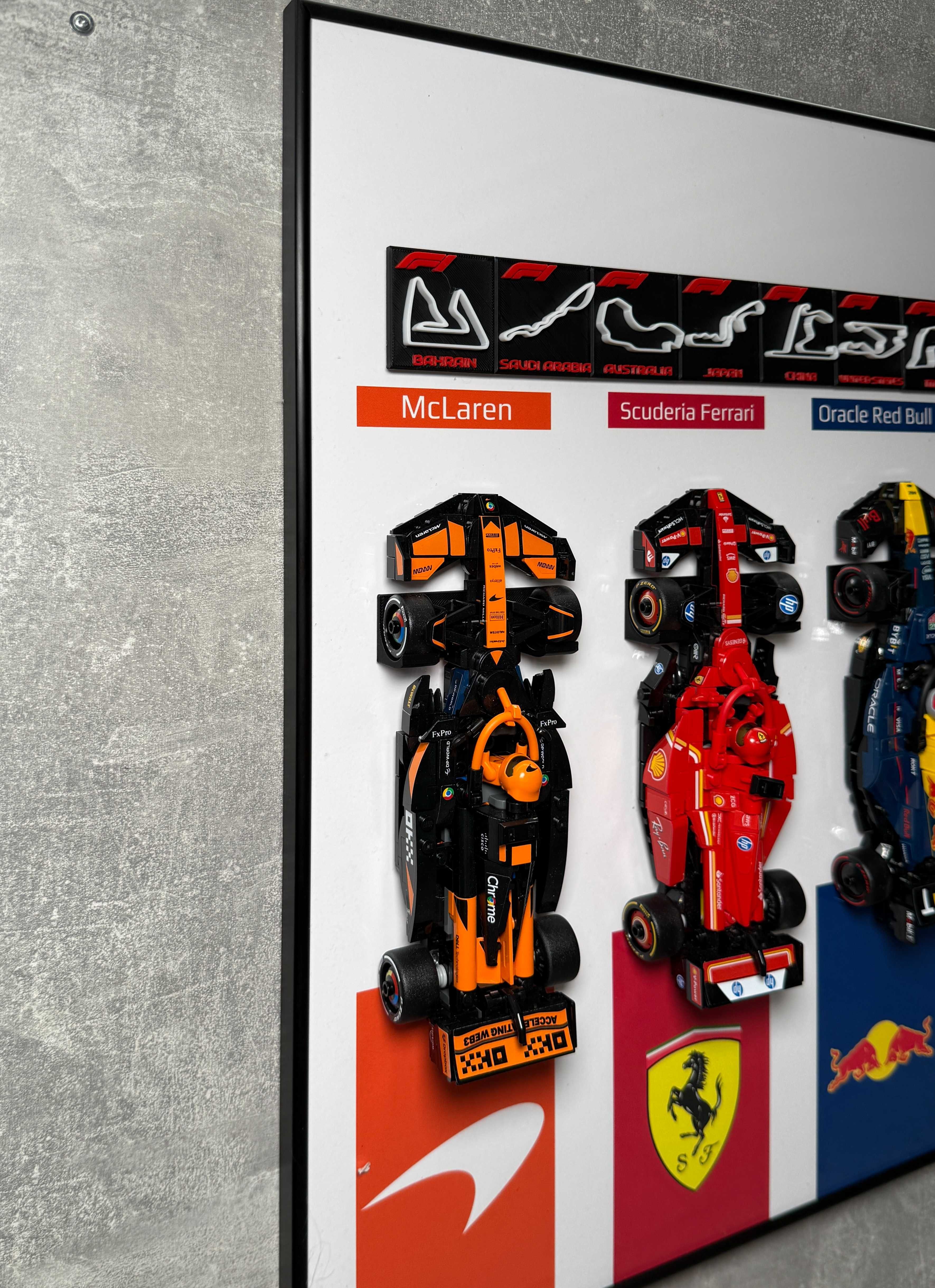 Великий Тримач для LEGO Speed Champions F1 + Об’ємні 3D Таблички GP