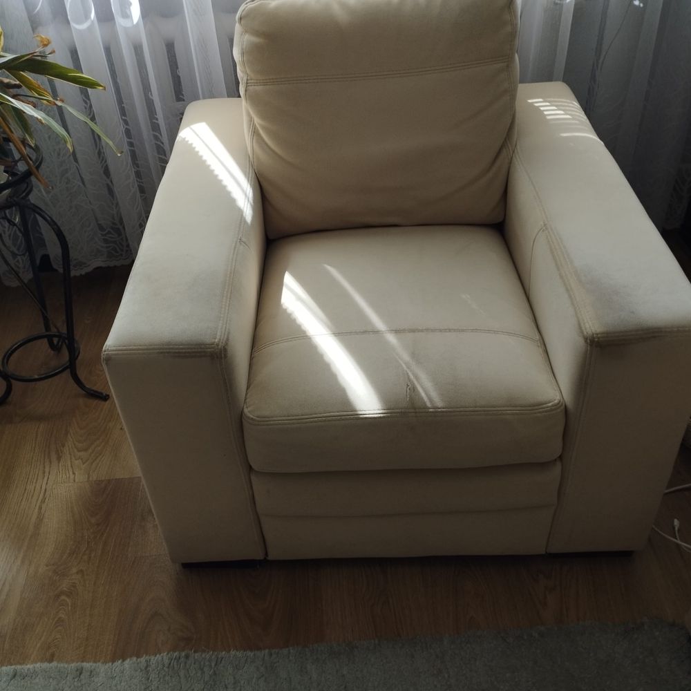 Narożnik z funkcją spania  i fotel