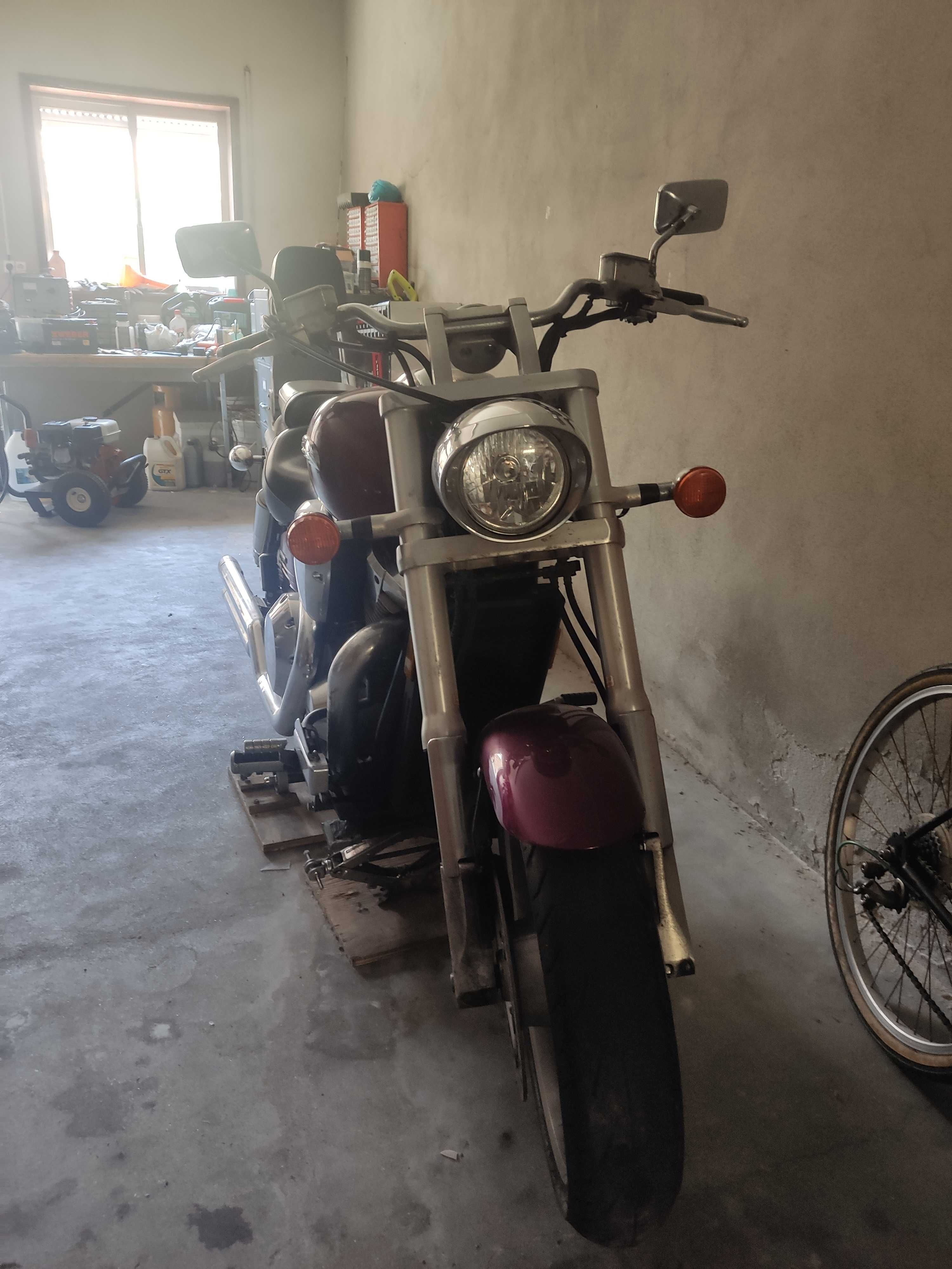Honda VTX 1800 impecável
