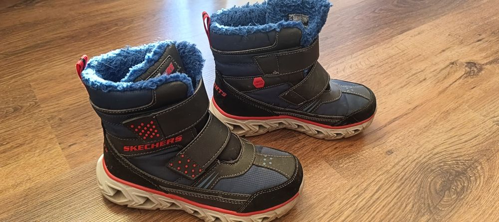 Kozaki skechers r.31