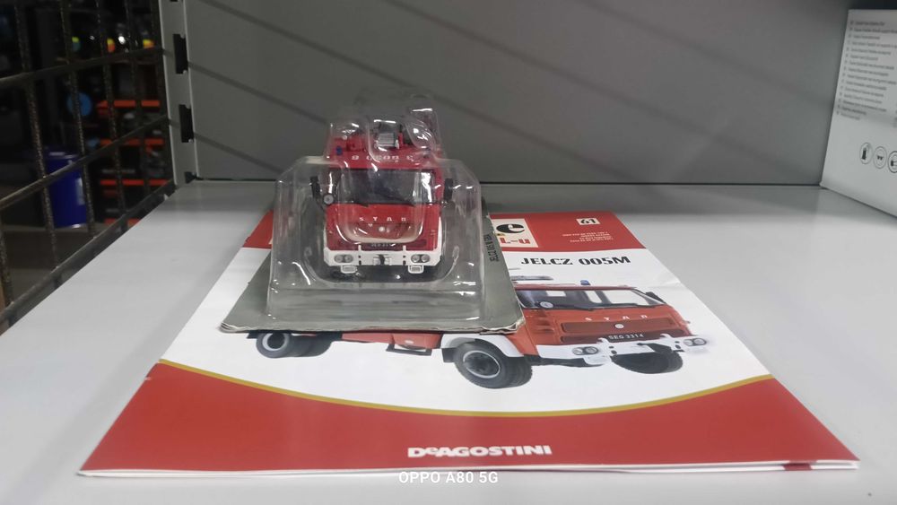 Model jelcz 005m kultowe ciężarówki PRL deagostini