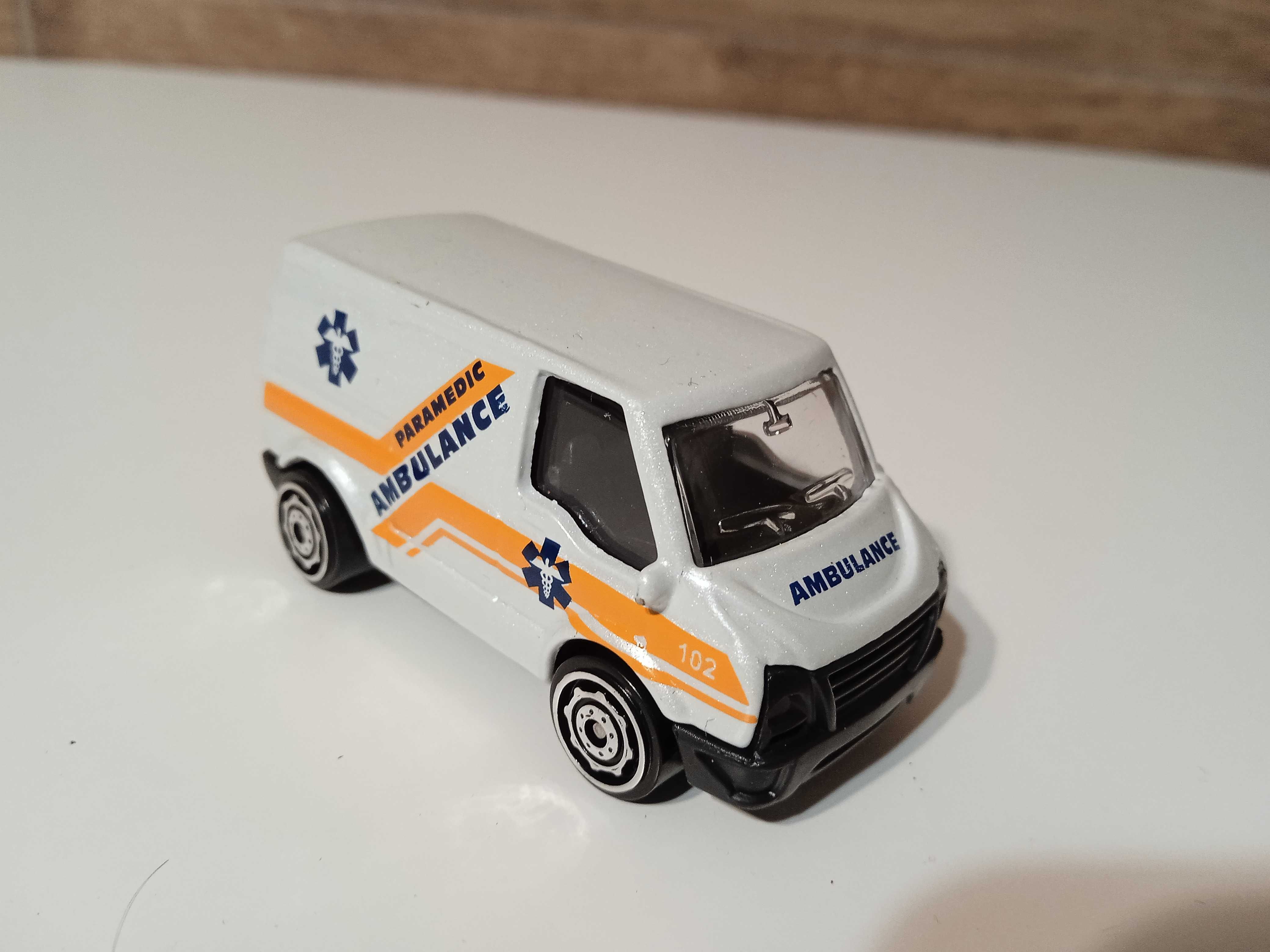 model ambulans karetka