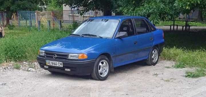 Opel Astra F 1993г. 1.6