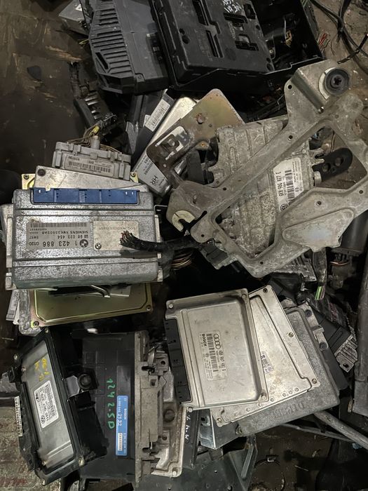 Блоки управління  до японських німецьких французьких авто  до 2005 р