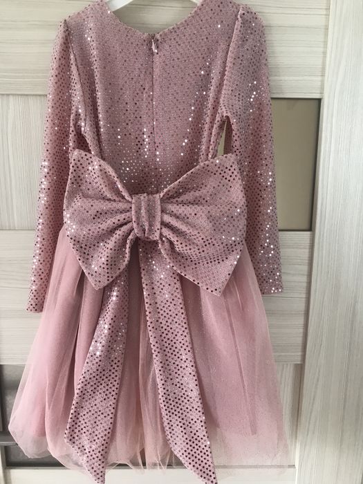 Плаття в гарному стані