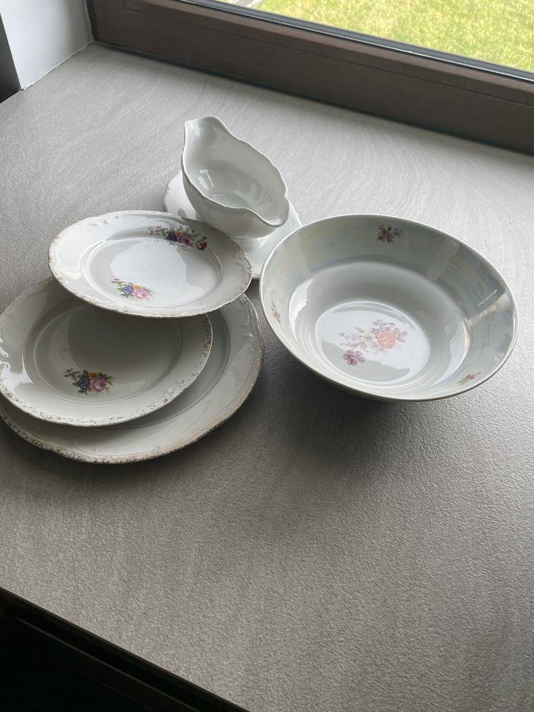 Biała porcelana zestaw 5 sztuk