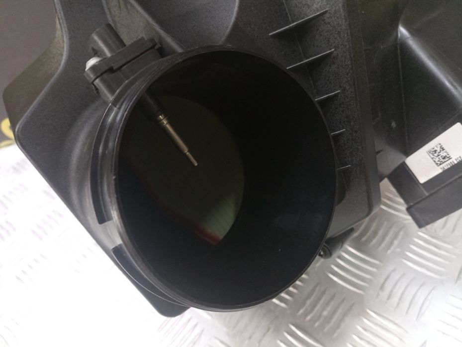 Корпус повітряного фільтра BMW X6 G06 БМВ Г06 воздушного фильтра