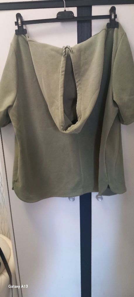 Tunika sportowa .Khaki