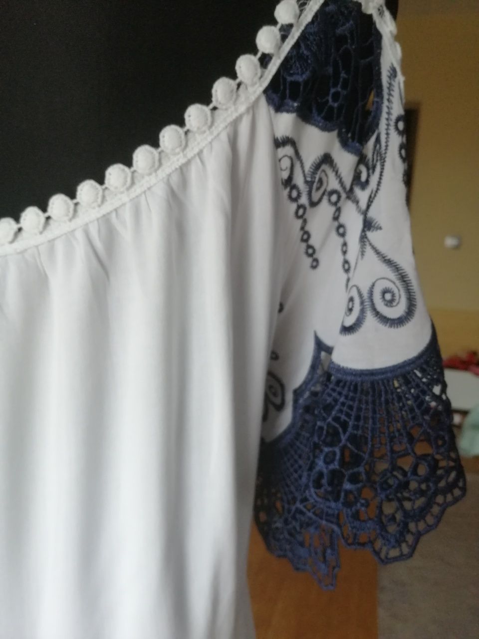 Damska sukienka biała koronkowa rozmiar XL