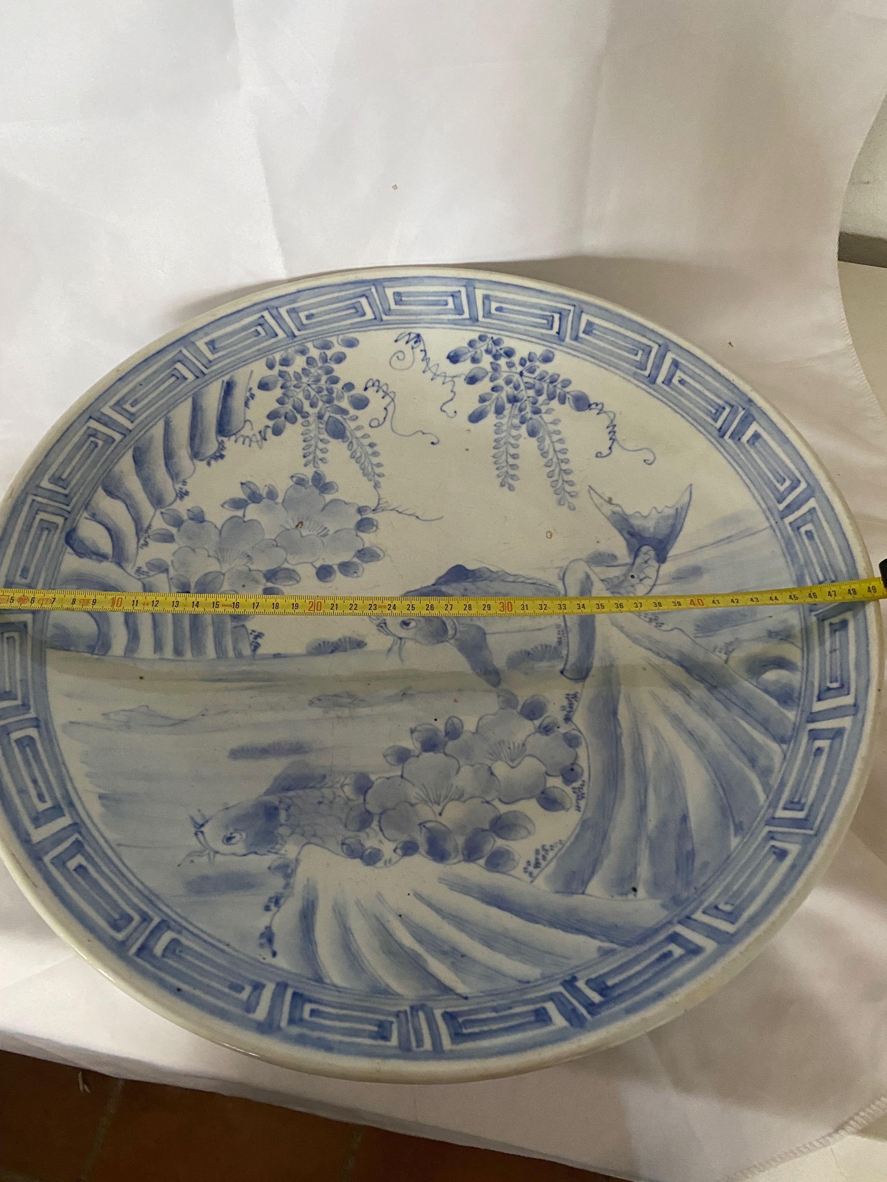 Grande prato em porcelana japonesa