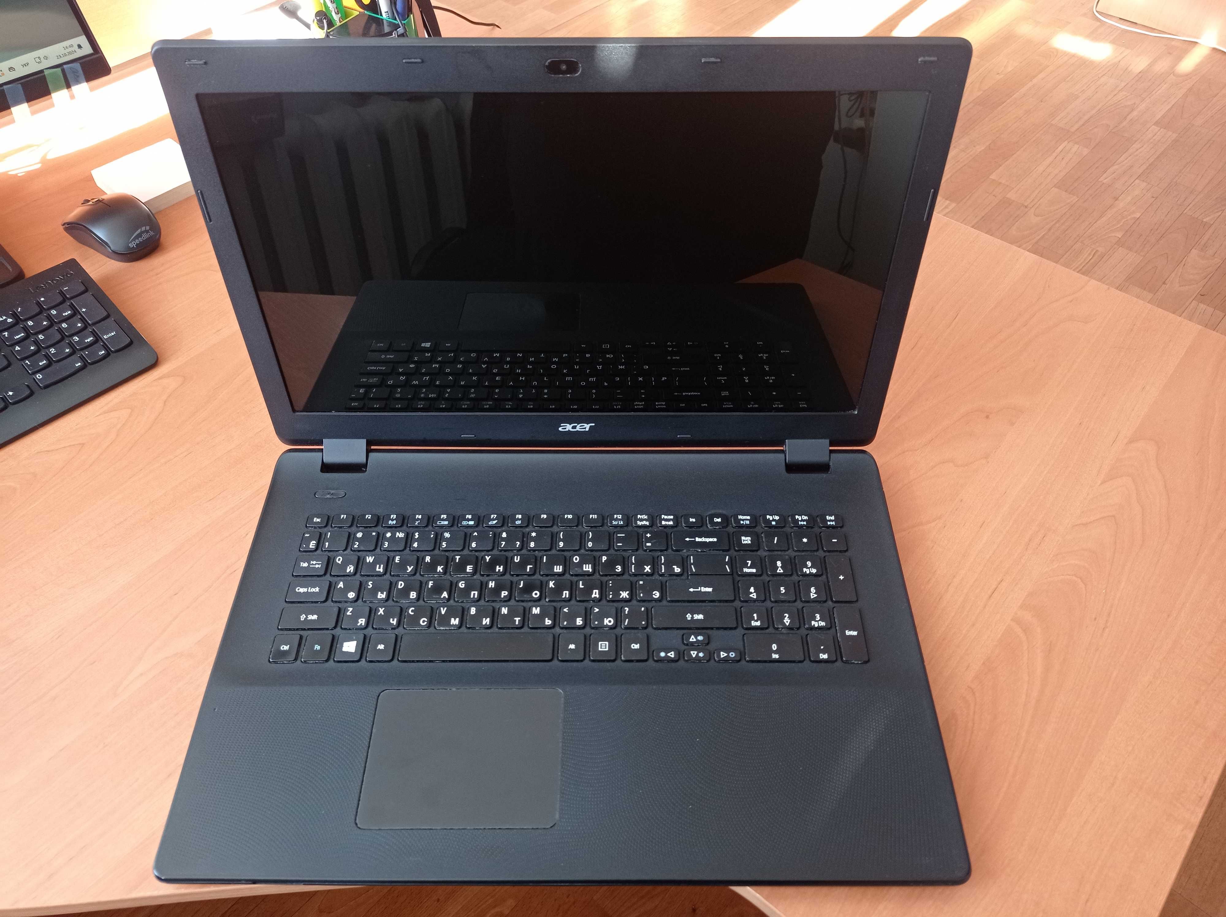 Ноутбук Acer Aspire ES1-731-C6ZZ