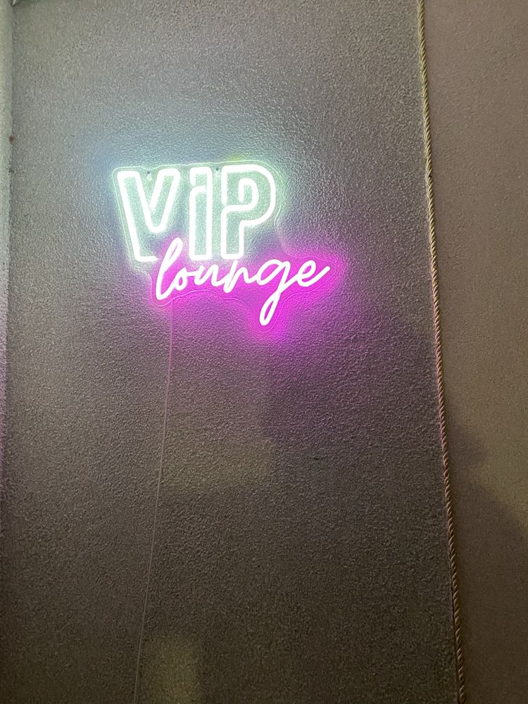 VIP Lounge Neon Sign Світлодіодне світло з живленням від USB