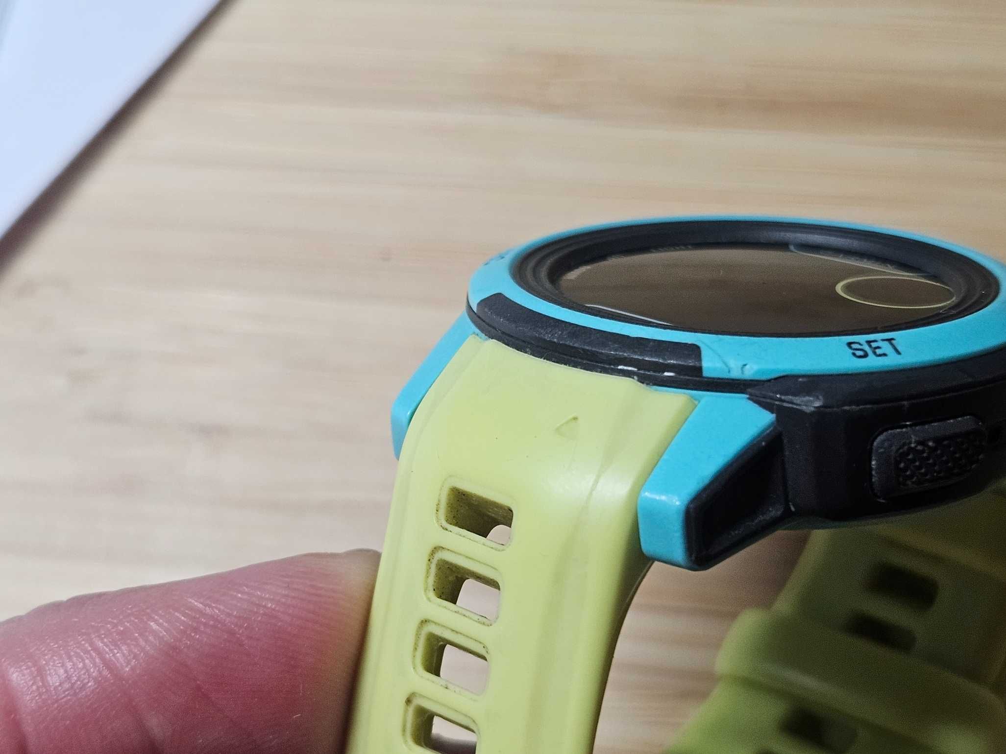 Garmin Instinct 2s Surf Edition