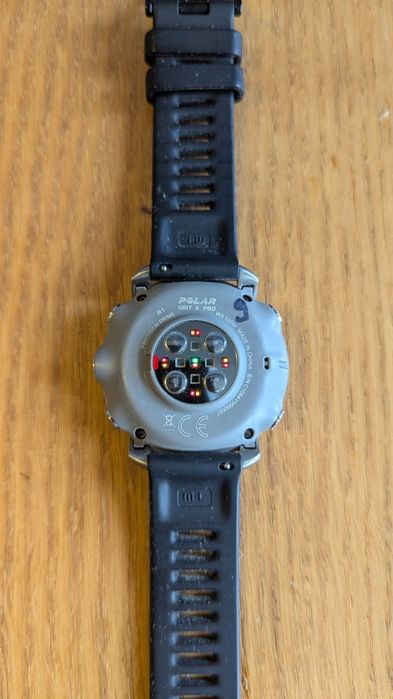 Смарт годинник Polar grit x pro