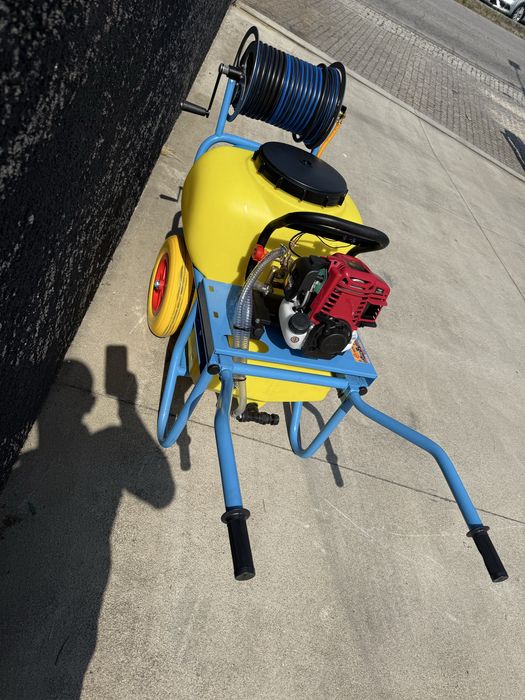 Pulverizador carrinho  100 litros 4 tempos