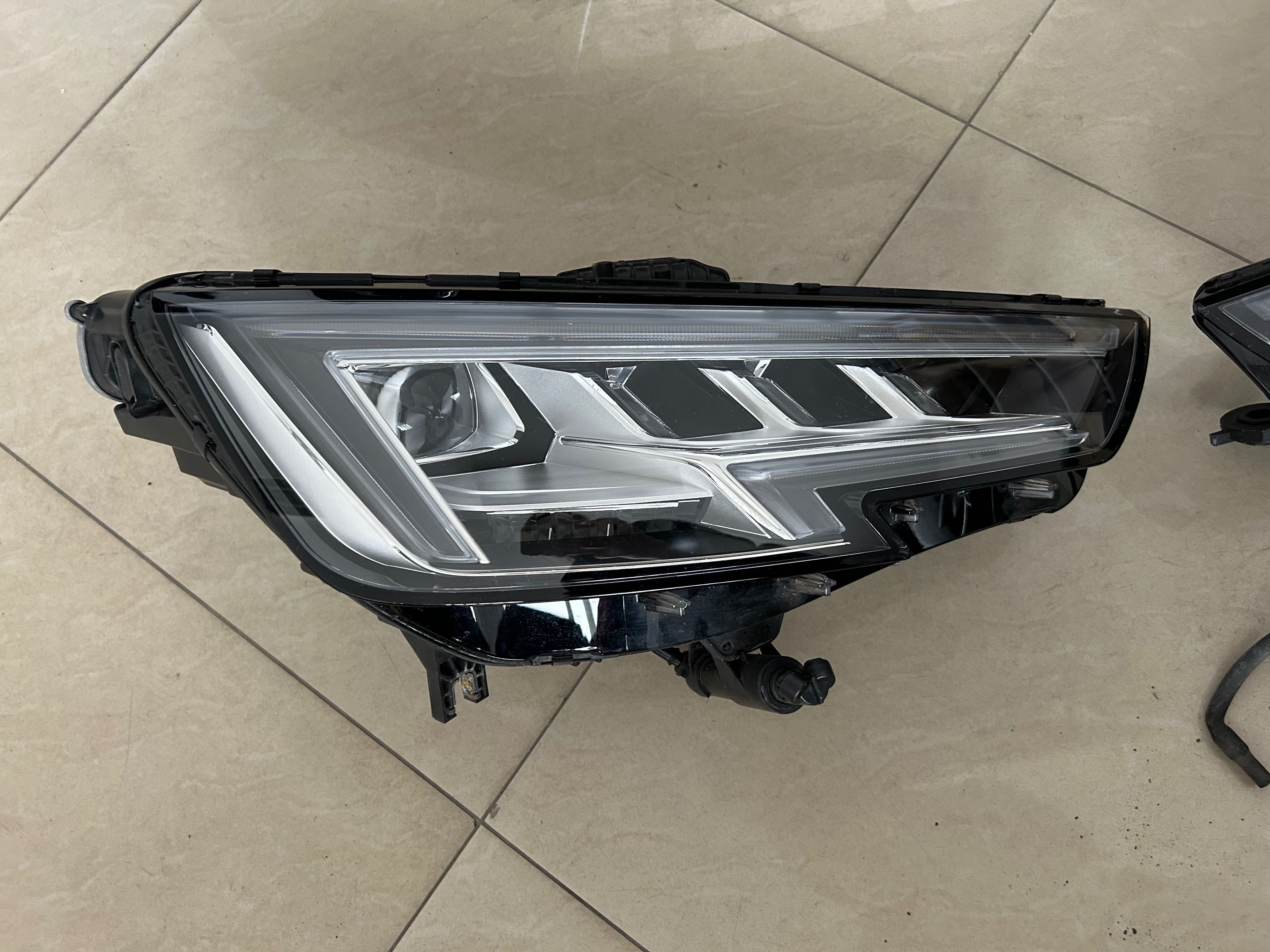 Lampy przód Audi A4 B9 Matrix Europa kompletne