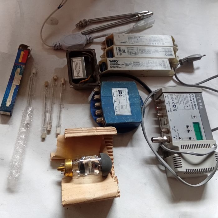 Лампочки з минулого, модулятор TERRA,електронний баланс