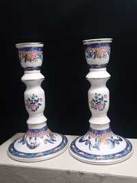 Par de castiçais antigos em porcelana Portuguesa