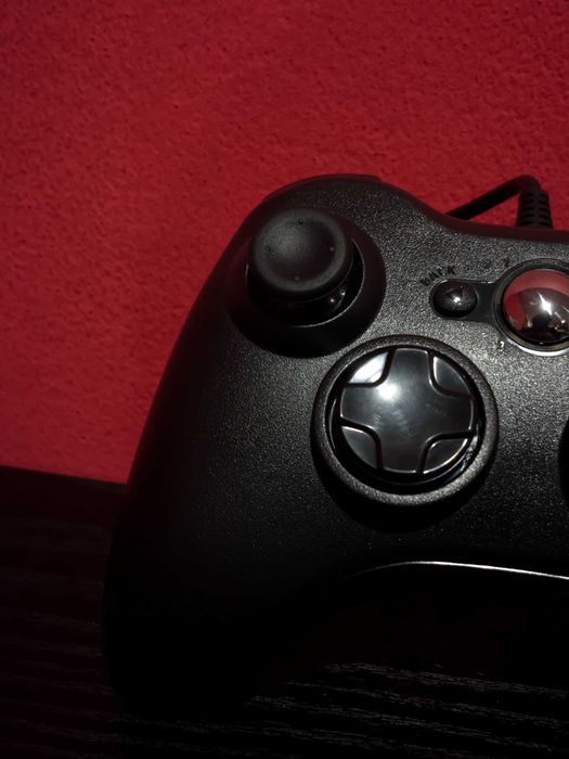 Comando para Xbox 360 ( com fio)