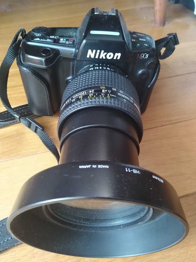 Nikon F90s analogowy potężny klasyk + gratis torba BESELER