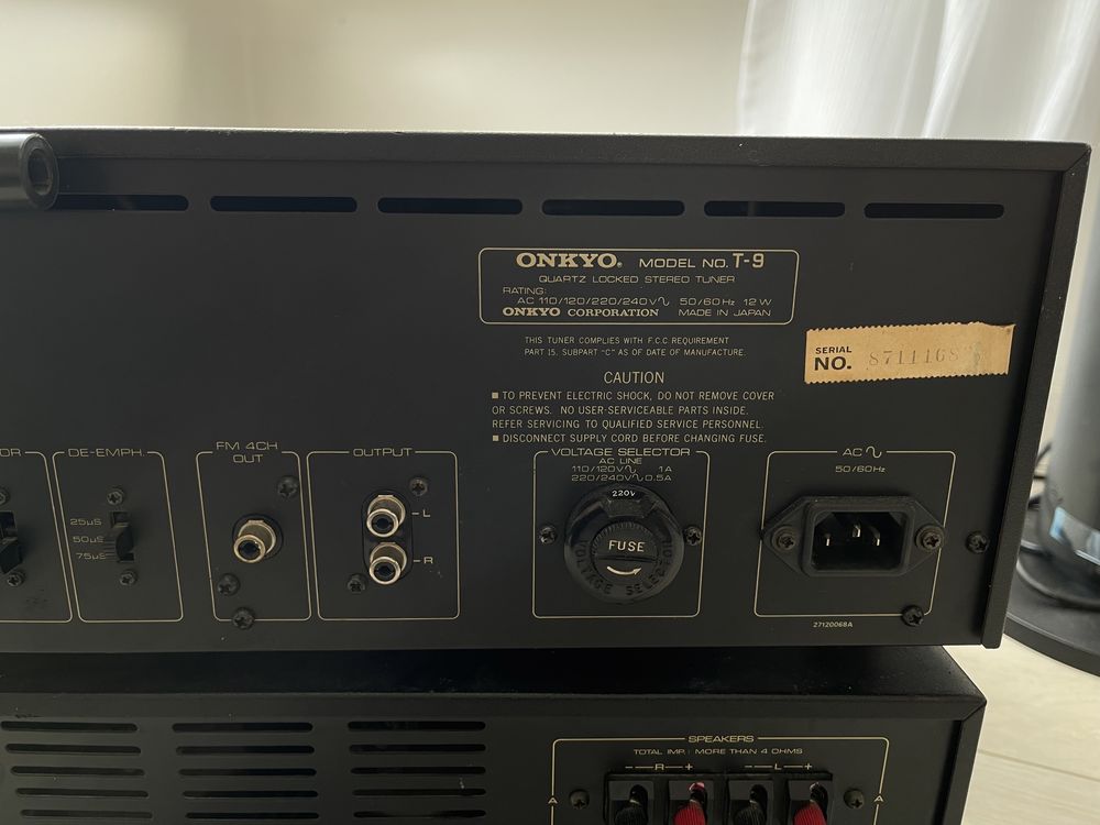 Wzmacniacz ONKYO A-7 Tuner radiowy ONKYO T-9