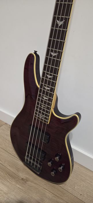 Gitara basowa Schecter Omen Extreme 5, Black Cherry