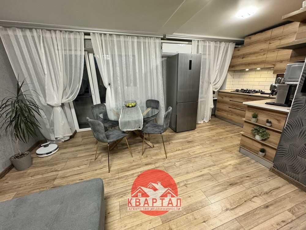 Продается 2-х к. квартира с дорогим капремонтом возле 5-й Горбольницы