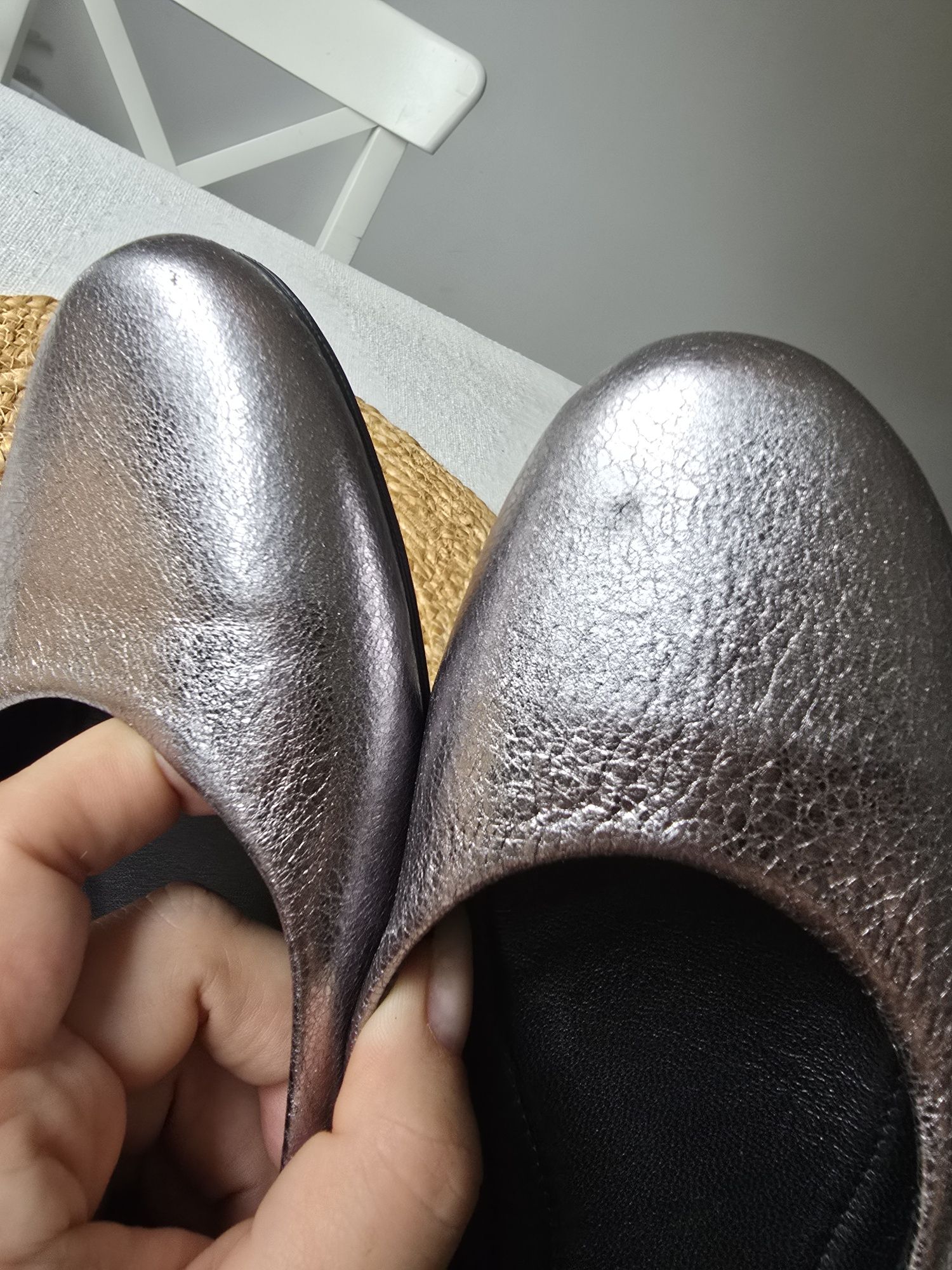 Baleriny ze skóry srebrne 39 nowe Harpers