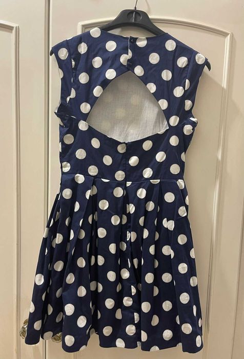 Vestido de menina - novo - 14 anos