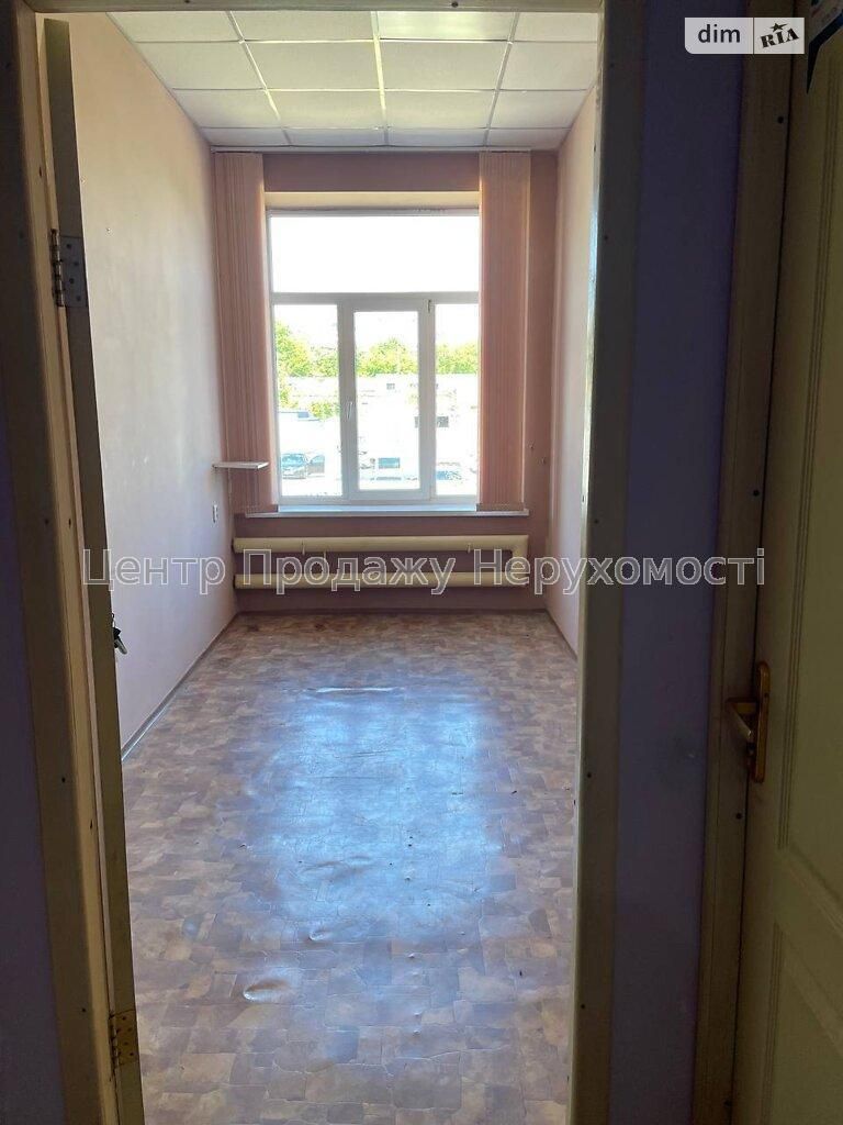Здам приміщення  в офісному центрі на Холодній горі