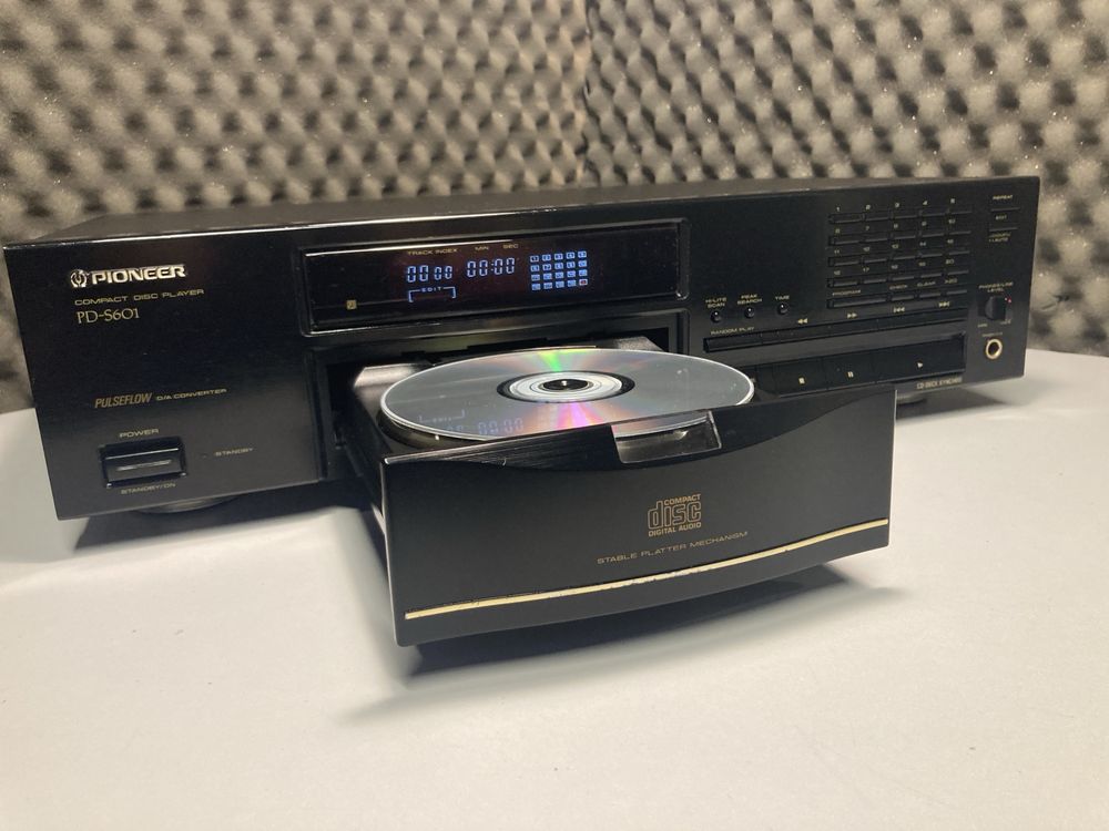 Pioneer PD-S601 CD player, Stable Platter Mechanism